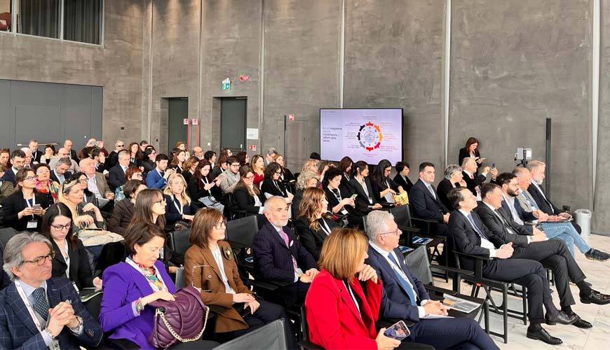 Conferenza stampa Cosmofarma-Exposanità 2024 La conferenza stampa di presentazione di Cosmofarma Exhibition ed Exposanità 2024, Milano, Torre PwC